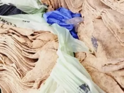 Decomisan "milanesas" hechas con papel higinico en plena fiesta patronal