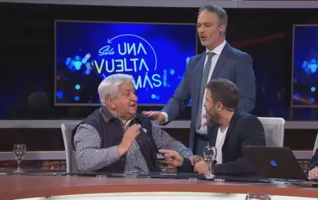 El cruce de Tetaz y Piumato cargado de insultos y descalificaciones