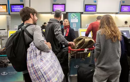 Ajuste en pista: el Gobierno choca con los controladores y pone en riesgo los vuelos de fin de a�o