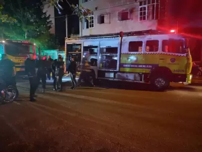 Un incendio en el geri�trico Sagrada Familia de Mar del Plata dej� cuatro mujeres muertas y varios heridos.
