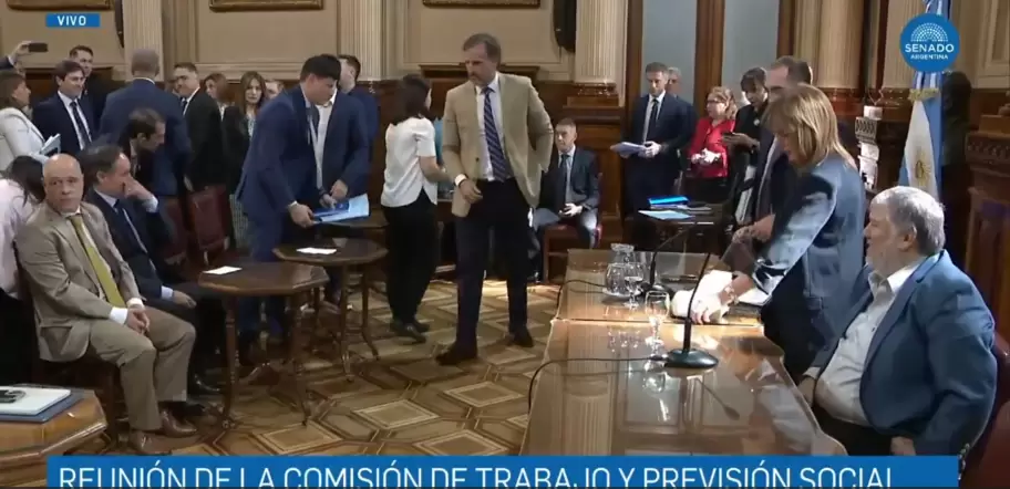 La designaci�n de Patricia Bullrich al frente de la Comisi�n de Trabajo del Senado desat� una escena de tensi�n in�dita