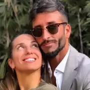 A puro llanto, Cinthia Fernández destacó a Roberto Castillo: "En un minuto, cinco demandas"