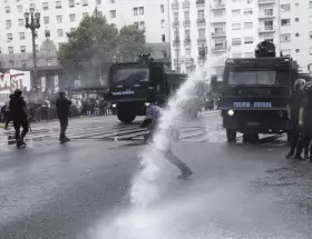 Represi�n en Congreso