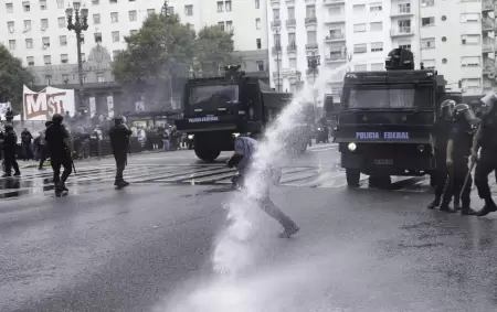 Represi�n en Congreso