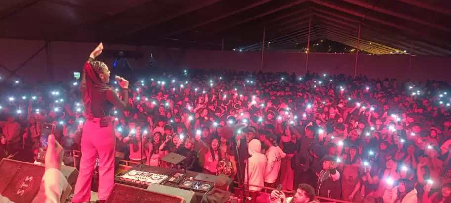 Cele Rodr�guez desde 2023 se dedic� a su carrera solista, tras haber ganado los concursos Jujuy Canta y La Voz de Jujuy.