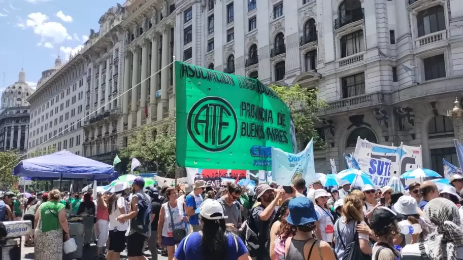 Marcha impulsada por la CGT en contra de la reforma laboral de Javier Milei