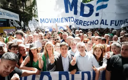 Axel Kicillof en la manifestaci�n de la CGT