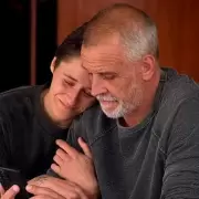 Christian Petersen y Sof�a Zelaschi: as� es la historia de amor que naci� entre hornallas y hoy resiste la tormenta