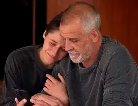 Sof�a Zelaschi y Christian Petersen