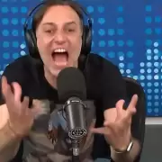 El debut de Tronco hizo que Fantino explote: "Ponen gente solo para levantar la manito"