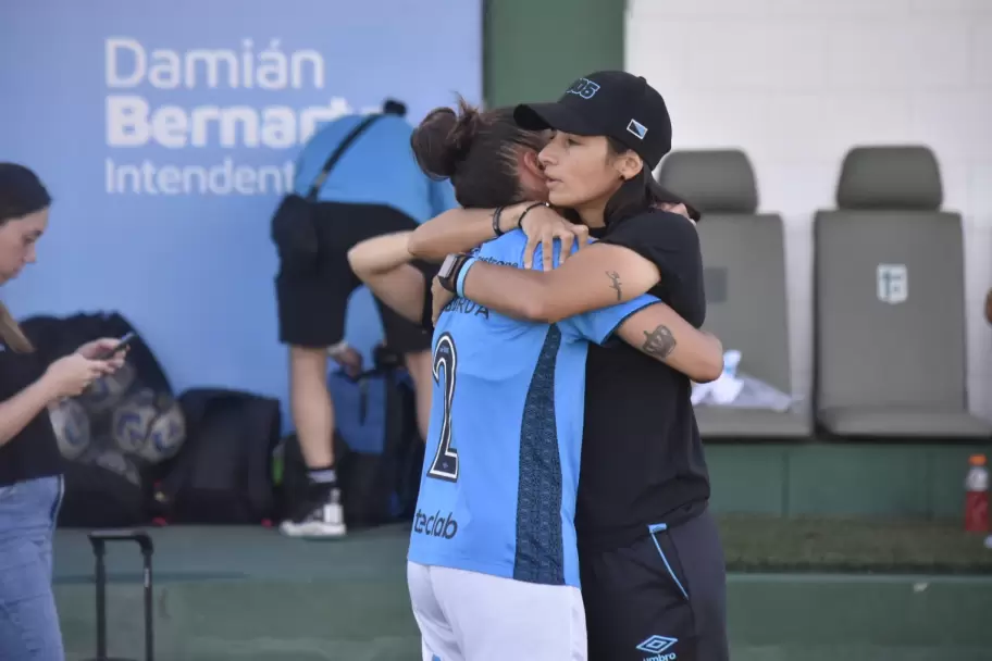 El equipo est� bajo la direcci�n t�cnica de Mariana S�nchez