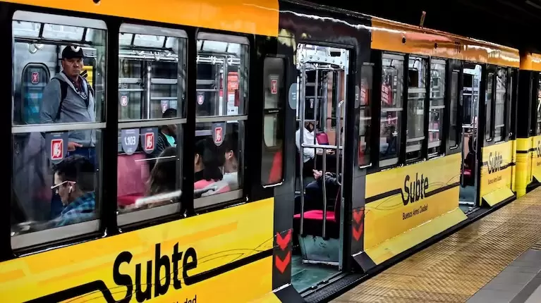 El subte tendr� un servicio acotado durante Nochebuena