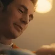 Marvel sacudi� el multiverso: vuelve Chris Evans como el Capit�n Am�rica, ahora con un beb� en brazos