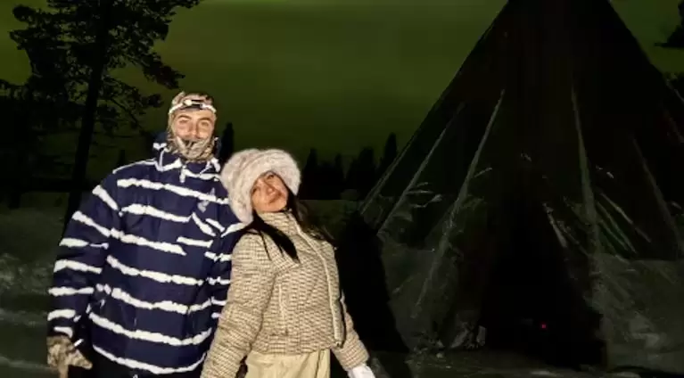 Mar�a Becerra y su novio en Finlandia