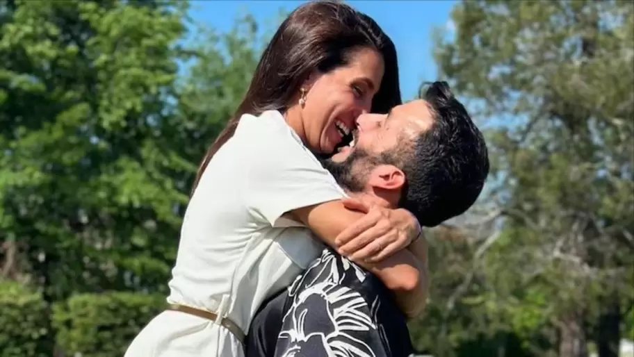 Cinthia Fern�ndez y Roberto Castillo