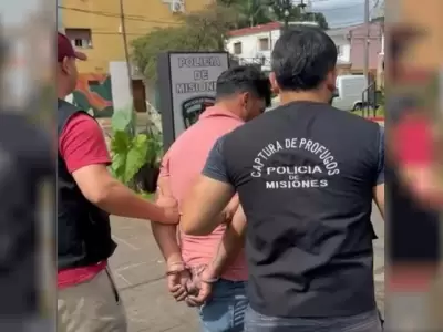 Gast� 42 mil d�lares con una identidad robada