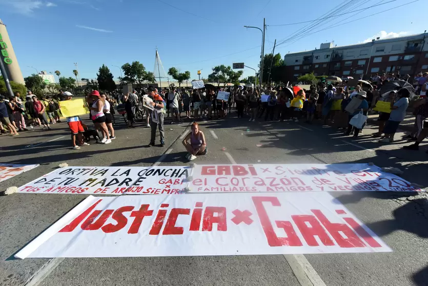 Familia de Juan Gabriel Gonz�lez pide justicia