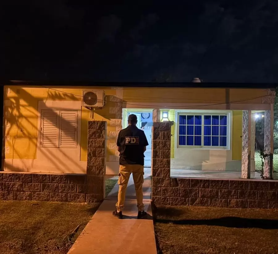 Se realizaron allanamientos y detuvieron a tres de los cinco atacantes