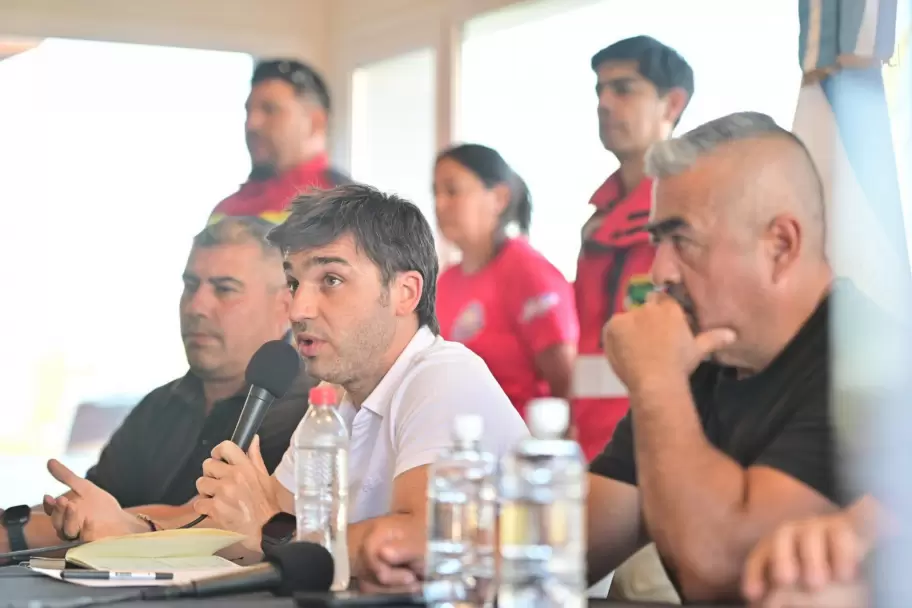 Incendios forestales intencionales en El hoyo, Chubut