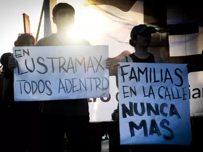 Despidos masivos en Lustramax