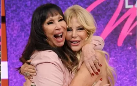 Moria Cas�n y Graciela Alfano