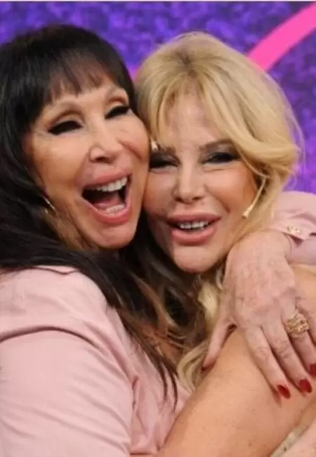 Moria Cas�n y Graciela Alfano