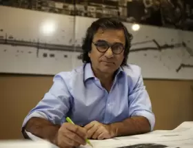 El macrista Carlos Frugoni es el nuevo funcionario a cargo de la Coordinaci�n de Infraestructura del Ministerio de Econom�a.