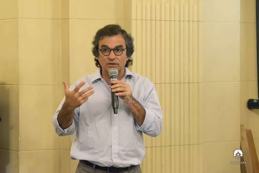 Carlos Frugoni fue presidente de Autopistas Urbanas (AUSA) antes de desembarcar en la CNRT y la Coordinaci�n de Infraestructura,