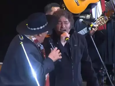 El Chaque�o Palavecino y Javier Milei