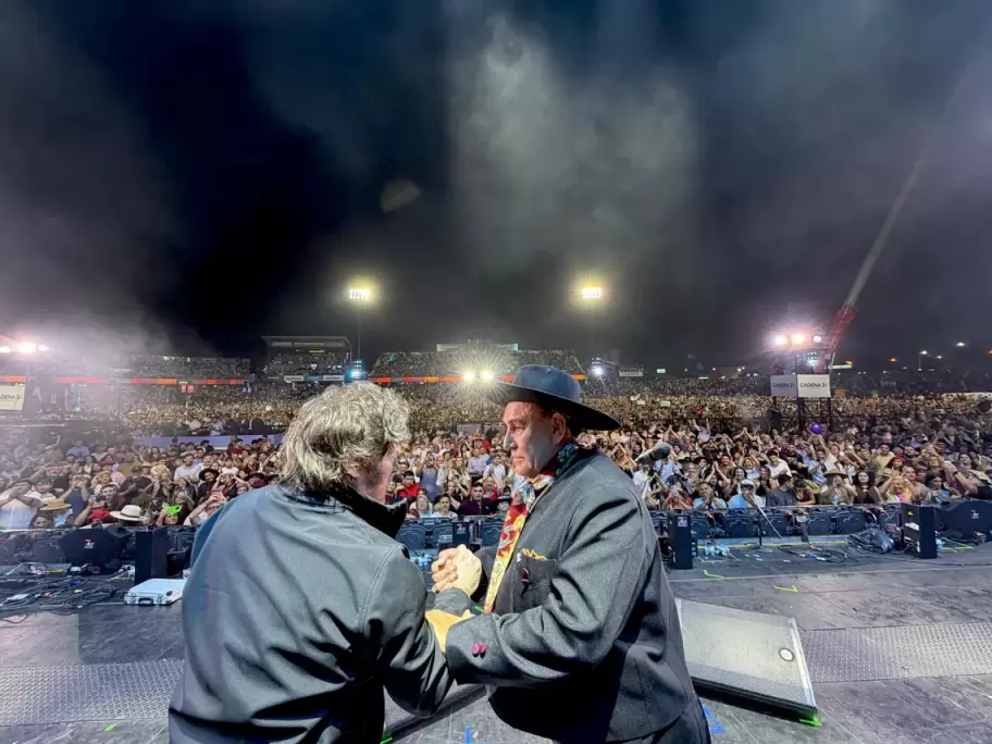 El Chaque�o Palavecino y Javier Milei