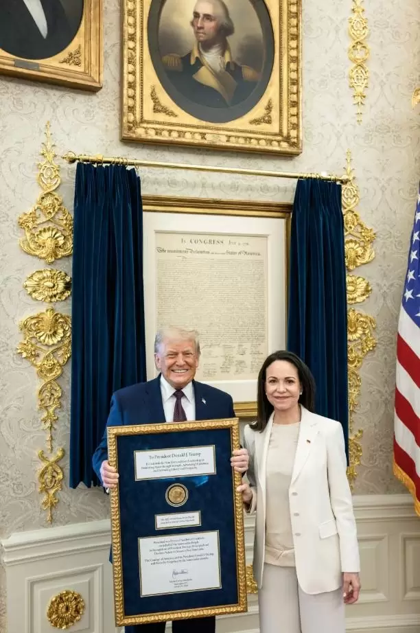 Donald Trump y Machado que le entreg� la medalla del Premio N�bel de la Paz