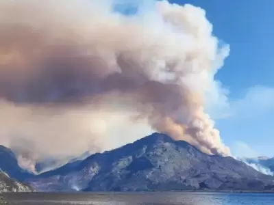 Una columna de humo se vio en la zona de Puerto Patriada y gener� la alerta entre los vecinos.