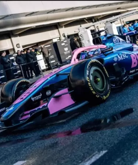 El A256 de Alpine que maneja Franco Colapinto brill� en las pruebas de Barcelona.