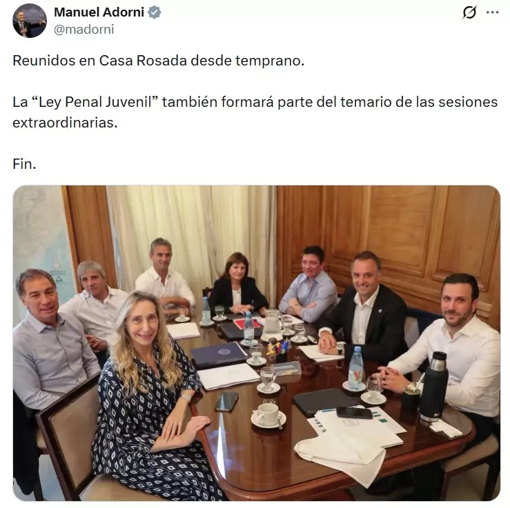 Manuel Adorni y su tuit donde informó que se trataría la Ley Penal Juvenil en las sesiones extraordinarias del Congreso Nacional.