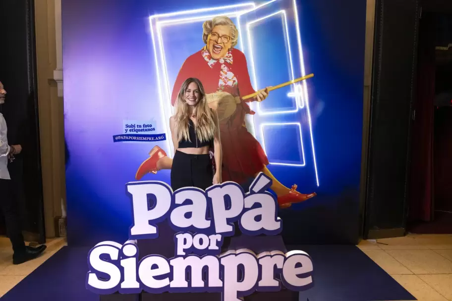 El desfile de famosos en Pap� por siempre