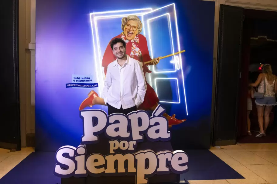 El desfile de famosos en Pap� por siempre