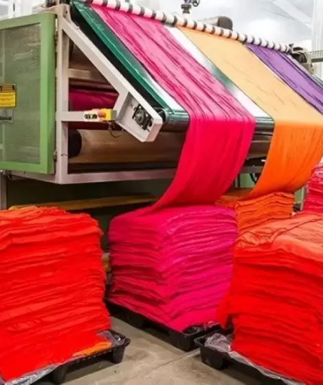 La industria textil es el sector manufacturero m�s golpeado por la apertura indiscriminada de importaciones.