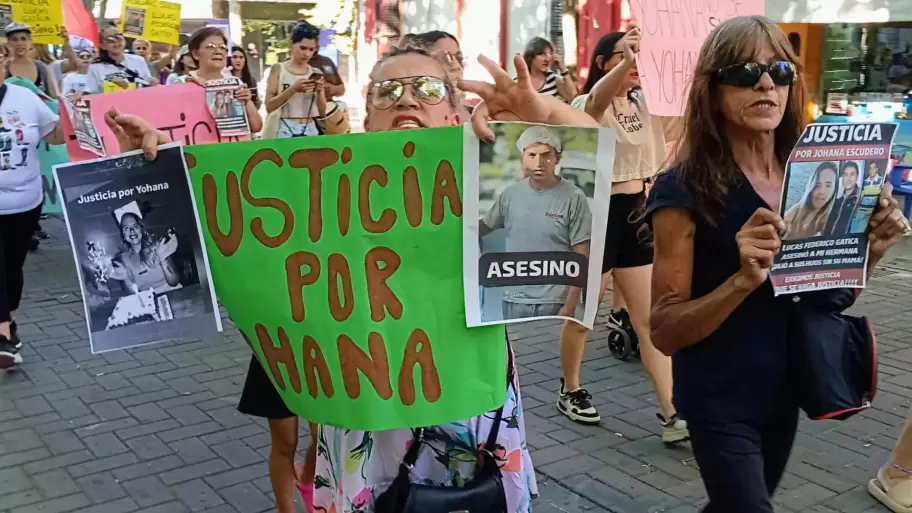 Amigos, familiares y vecinos piden justicia por Yohana Pamela Escudero