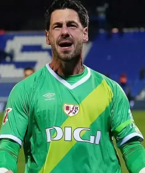 Augusto Batalla brilla en el Rayo Vallecano de Espa�a.