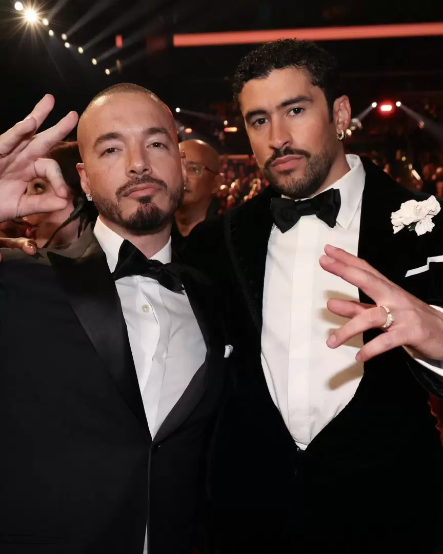 Bad Bunny se convirti� en el primer artista latino en casi siete d�cadas de premios en ganar el Grammy a Mejor �lbum del A�o