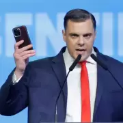 En Carajo defendieron a Trump por nuevas filtraciones: "Qué harías si te invito a una fiesta de travestis con falopa"