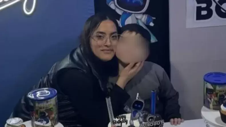 Macarena y su hijo Bastian