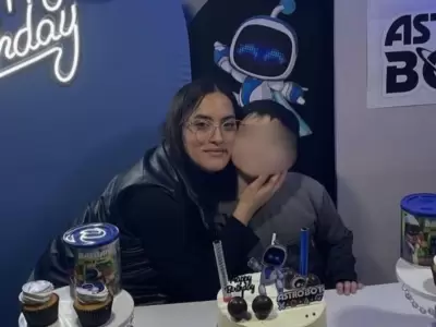 Macarena Collante y su hijo Bastian Jerez