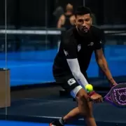 Garay cambi� los botines por la pala: "Es dif�cil decir si me gusta m�s el f�tbol que el p�del"