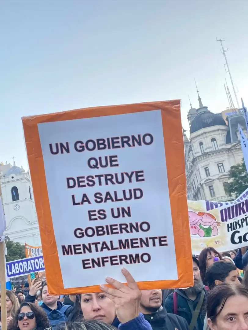 Los trabajadores despedidos y sancionados del Garrahan van a apalar a la medida