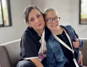 Marlene Spesso e Ian Moche en una charla.