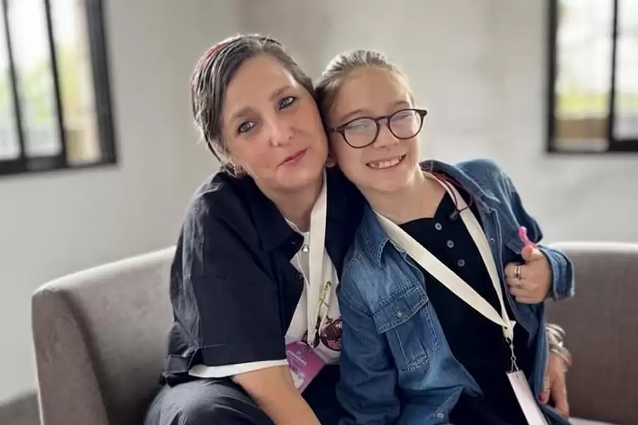 Marlene Spesso e Ian Moche en una charla.