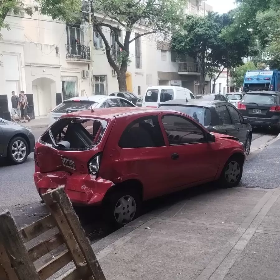 As� quedaron los autos estacionados