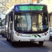 Paro de colectivos en el AMBA: pasajeros varados y choferes sin cobrar desde hace meses