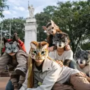 C�rdoba: una madre denunci� que un grupo de therians olfate� a su hija adolescente y que uno la mordi�